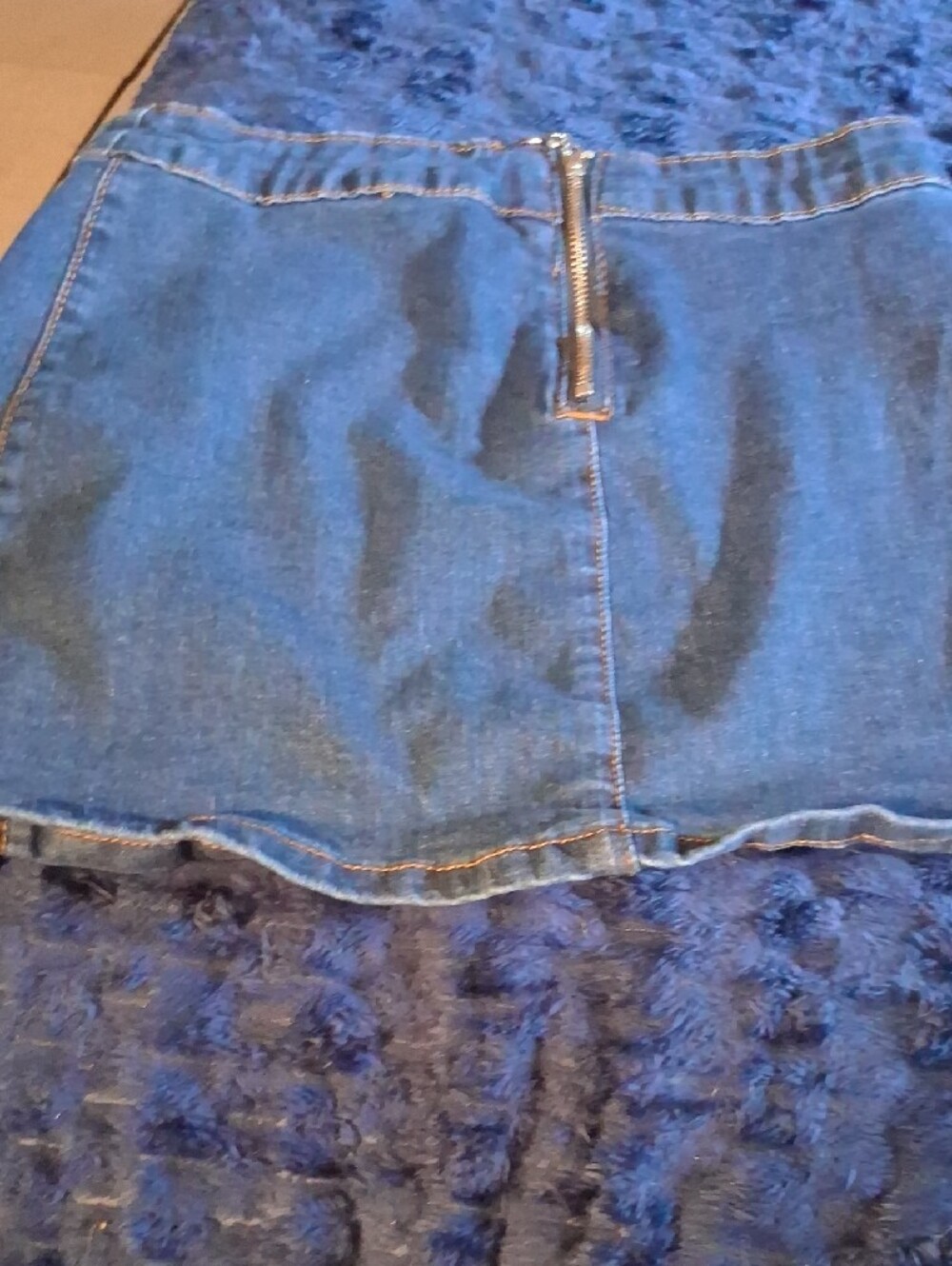Womens Size Small - Picture 3 of 4